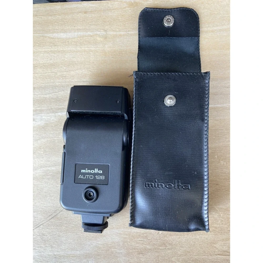 Vintage Minolta 128 Flash With Case An Lens